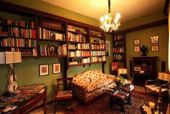 Les Buis Bed & Breakfast